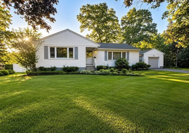2nd image of 54 Colbert St, Leominster, MA 01453 | MLS# 73548548
