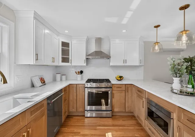 Photo 3 of Single family home for sale at 24-1/2 N Central St, Peabody, MA 01960 | MLS# 73569382 | Listing updated on 2026-09-18