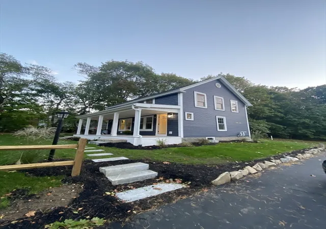 1st image of 685 Moraine St, Marshfield, MA 02050 | MLS# 73566648