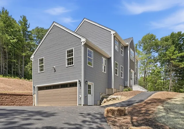 Homes for sale in Monson, MA | 193 Lower Hampden Rd, Monson, MA 01057 | MLS# 73544714