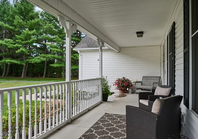 Photo 3 of Sale Pending at 20 Carriage Ln, South Hadley, MA 01075 | MLS# 73564852 | Listing updated on 2026-09-08