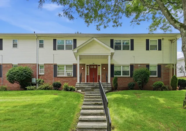 1st image of 90 Colonial Circle #D, Chicopee, MA 01020 | MLS# 73562545