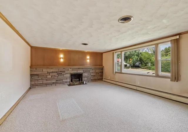 2nd image of 370 Albion St, Wakefield, MA 01880 | MLS# 73553504