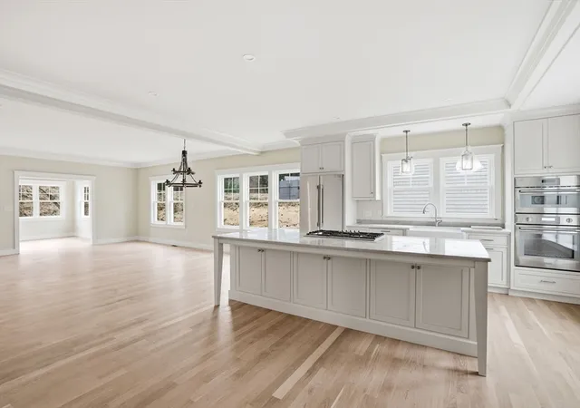 Photo 4 of Single family home for sale at 4 Fieldstone Farm Way, Duxbury, MA 02332 | MLS# 73495676 | Listing updated on 2026-10-02
