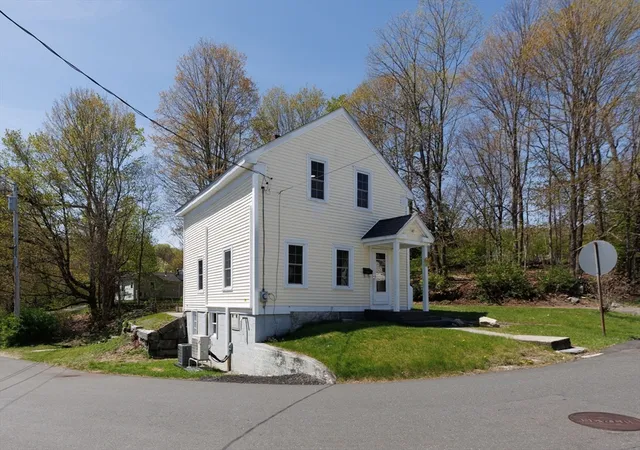 Homes for sale in Monson, MA | 42 Washington St, Monson, MA 01057 | MLS# 73510999