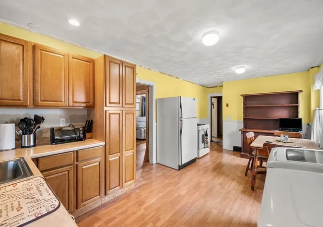 Homes for sale in Peabody, MA | 26 Beckett St, Peabody, MA 01960 | MLS# 73537453