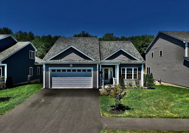 Photo 3 of Sale Pending at 18 Tea Party Cir #18, Holden, MA 01520 | MLS# 73564128 | Listing updated on 2026-09-23