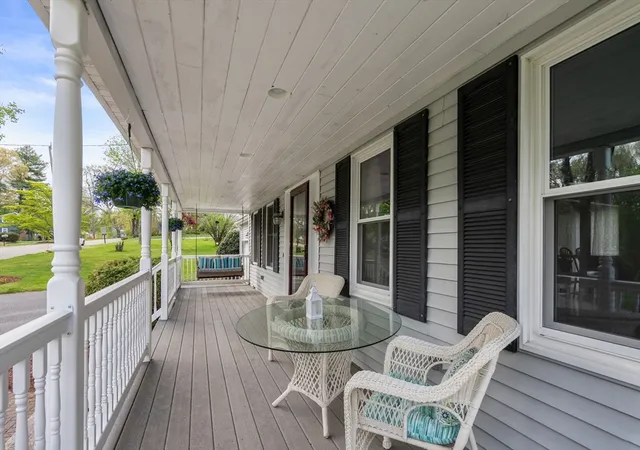 3rd image of 4 Fuller Pl, Franklin, MA 02038 | MLS# 73515052