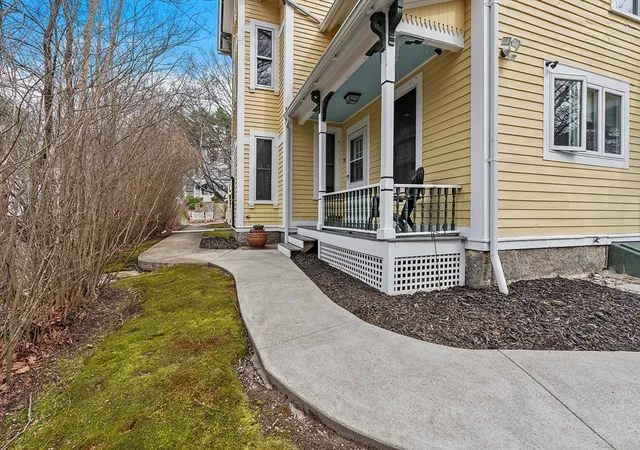 Listing Photo 5 - Condo for sale in building located at 78 Main St, Upton, MA 01541