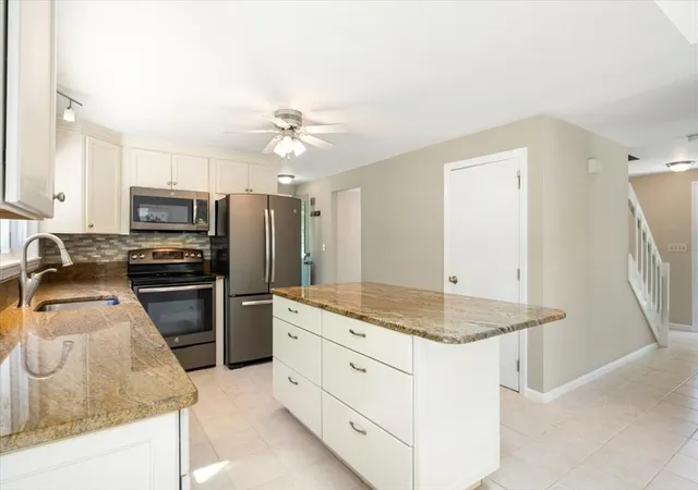 Homes for sale in Ashland, MA | 7 Hundred Oaks Ln, Ashland, MA 01721 | MLS# 73530529