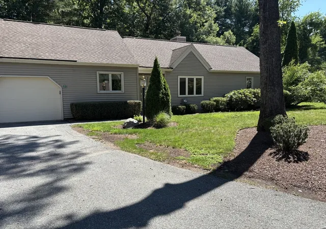 1st image of 7 Astra #7, Wayland, MA 01778 | MLS# 73560298