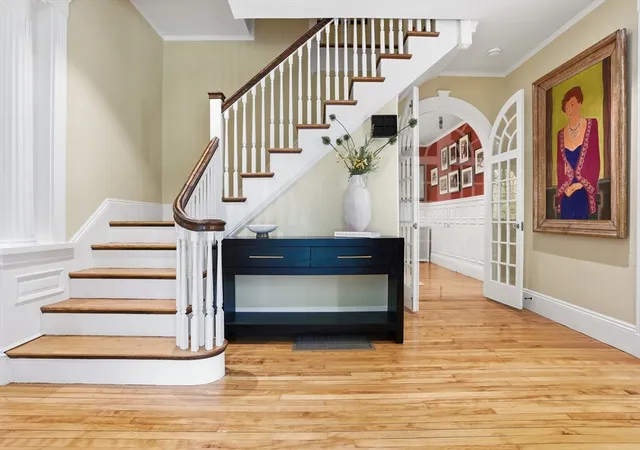 3rd image of 6 Oakmount Circle, Lexington, MA 02420 | MLS# 73538460