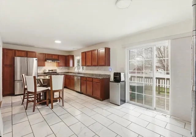 Homes for sale in Fall River, MA | 238 Sterling St, Fall River, MA 02721 | MLS# 73493992