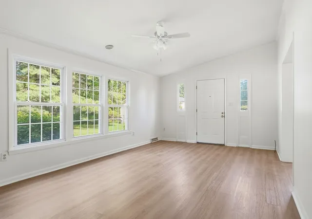 Homes for sale in Norwood, MA | 6 Evergreen Cir, Norwood, MA 02062
