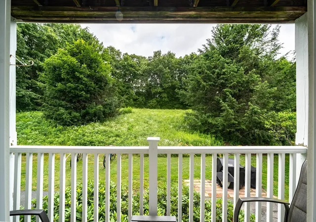 Homes for sale in Northampton, MA | 46 Evergreen Rd, Northampton, MA 01053