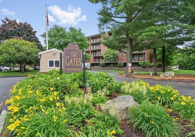 Homes for sale in Stoneham, MA | 146 Marble St #404, Stoneham, MA 02180 | MLS# 73541595