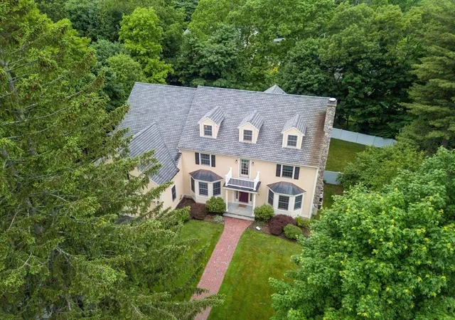 Homes for sale in Winchester, MA | 14 Nassau Dr, Winchester, MA 01890 | MLS# 73500890