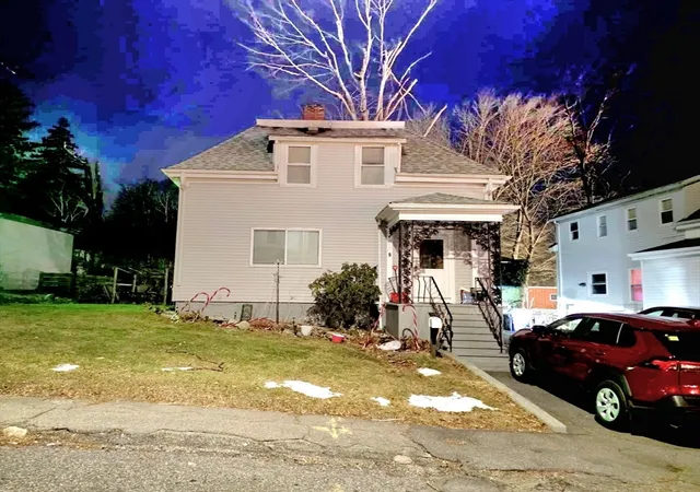 2nd image of 9 Hill St, Taunton, MA 02780 | MLS# 73473125