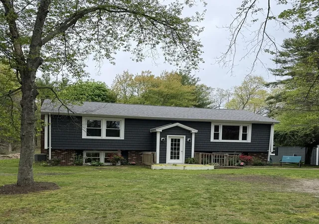 Homes for sale in Rehoboth, MA | 140 Cedar Street, Rehoboth, MA 02769 | MLS# 73520468