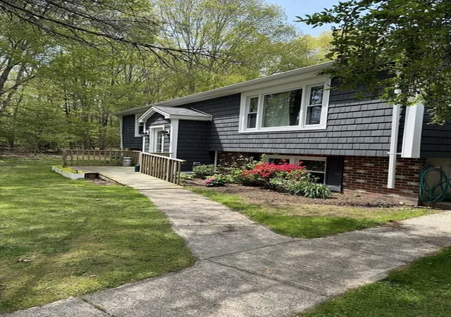 Homes for sale in Rehoboth, MA | 140 Cedar Street, Rehoboth, MA 02769 | MLS# 73520468