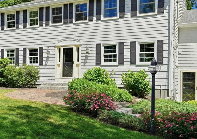 4th image of 52 Pheasant Hill Dr, Scituate, MA 02066 | MLS# 73537109