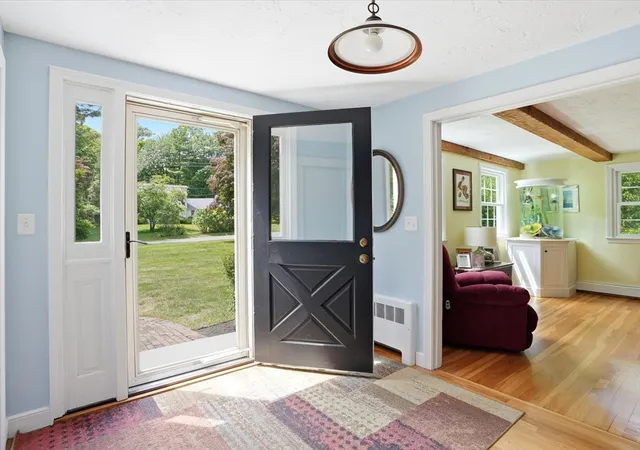 5th image of 52 Pheasant Hill Dr, Scituate, MA 02066 | MLS# 73537109