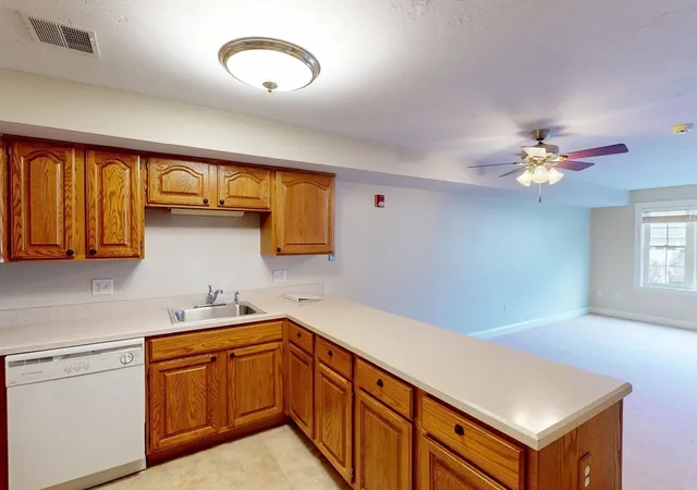 Homes for sale in Amherst, MA | 23 Greenleaves Dr #105, Amherst, MA 01002 | MLS# 73501649