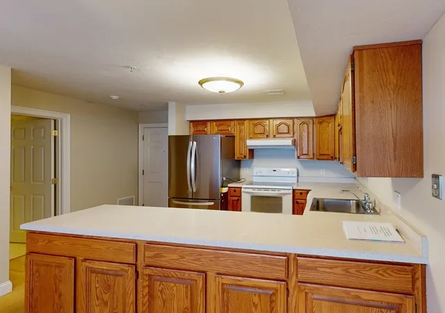 Homes for sale in Amherst, MA | 23 Greenleaves Dr #105, Amherst, MA 01002 | MLS# 73501649