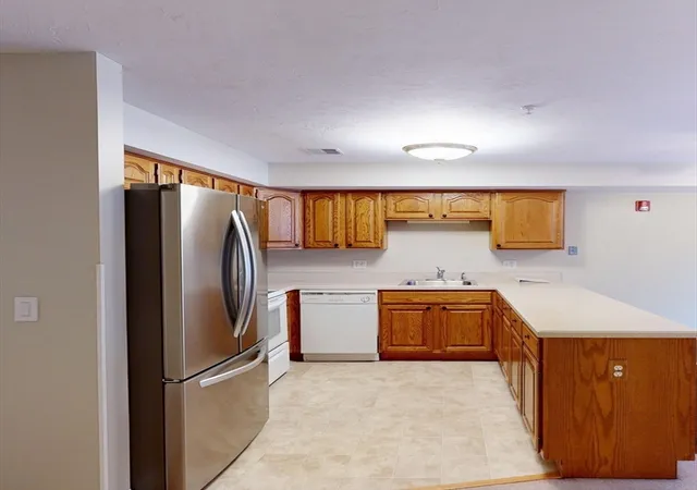 Homes for sale in Amherst, MA | 23 Greenleaves Dr #105, Amherst, MA 01002 | MLS# 73501649