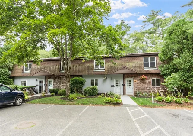 2nd image of 20 Lawrence Rd #1, Rowley, MA 01969 | MLS# 73555865