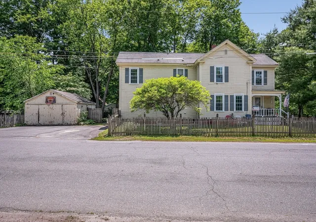 Homes for sale in Pepperell, MA | 26 Groton St, Pepperell, MA 01463 | MLS# 73532652