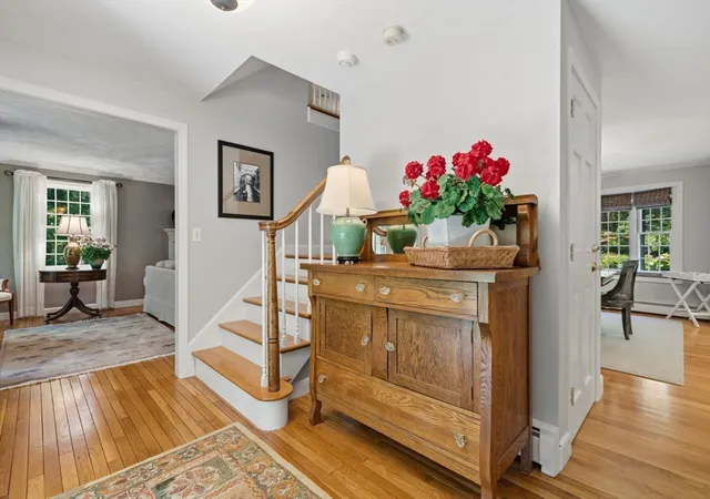 2nd image of 536 Longley Rd, Groton, MA 01450 | MLS# 73567882