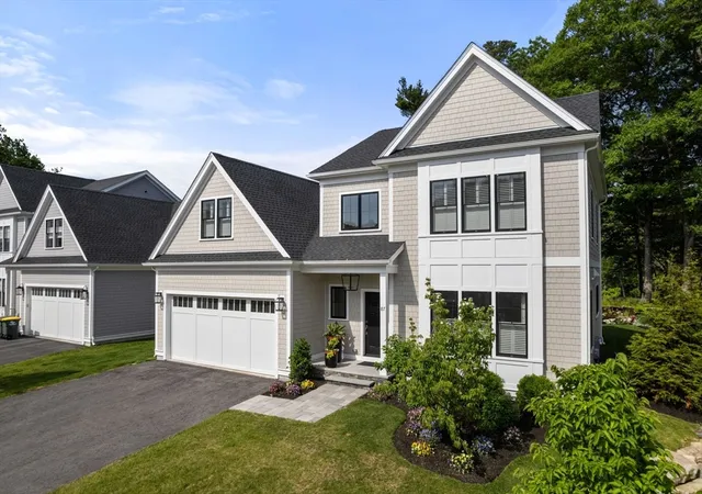 2nd image of 98 Horrigan Dr #22, Dedham, MA 02026 | MLS# 73539716