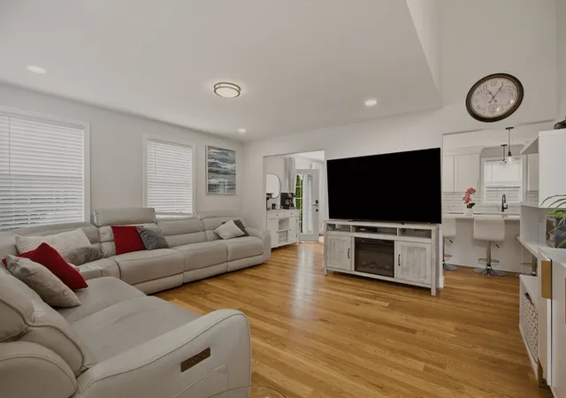 Photo 4 of Single family home for sale at 724 Woodman St, Fall River, MA 02724 | MLS# 73551923 | Listing updated on 2026-09-29