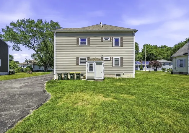 Homes for sale in Bellingham, MA | 81 Winter St, Bellingham, MA 02019 | MLS# 73475889