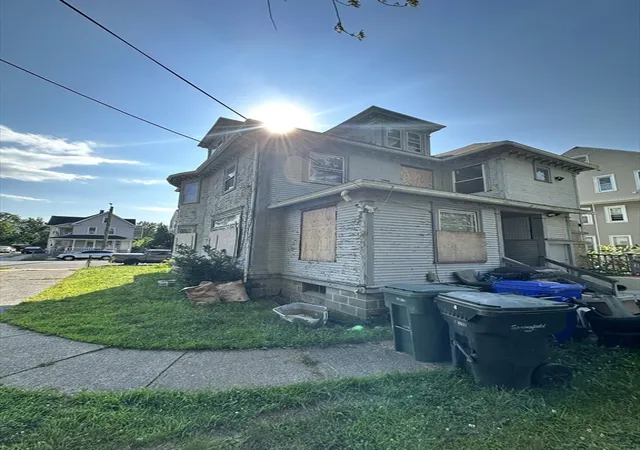 5th image of 49 Maynard St, Springfield, MA 01109 | MLS# 73555328