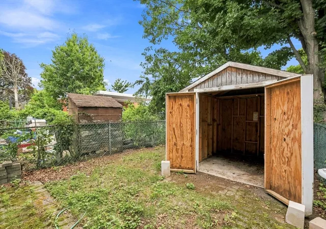 32nd image of 10 Freeman St #2, Attleboro Falls, MA 02763 | MLS# 73560105