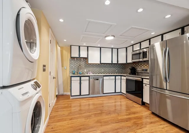 4th image of 5 Mulberry St, Haverhill, MA 01830 | MLS# 73563020