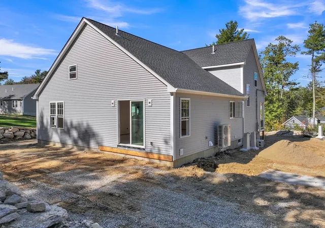 Homes for sale in Douglas, MA | 18 Lakeshore Dr, Douglas, MA 01516 | MLS# 73495514