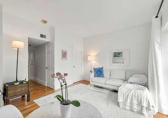 Homes for sale in Salem, MA | 21 Hancock St, Salem, MA 02114