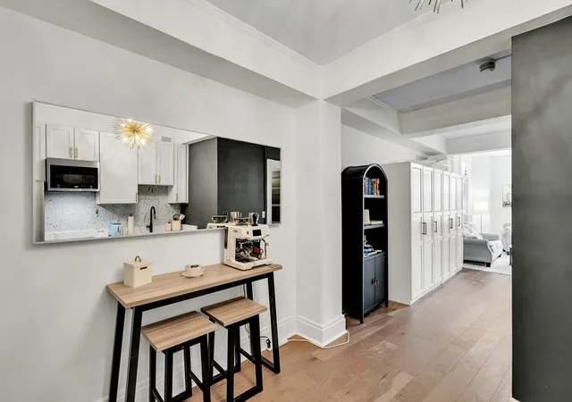 Homes for sale in Boston, MA | 21 Beacon St #8G, Boston, MA 02108 | MLS# 73533760