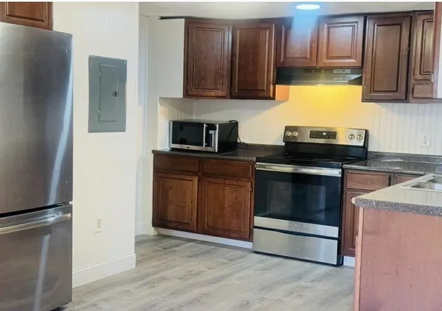5th image of 425 West Elm St #7, Brockton, MA 02301 | MLS# 73492103