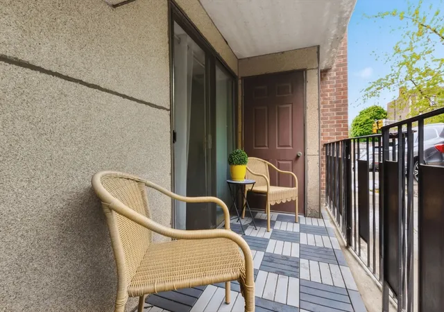 Homes for sale in Somerville, MA | 390 Broadway, Somerville, MA 02145