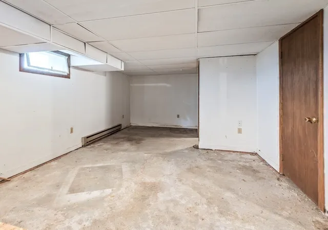 42nd image of 27 Elm Hill Ave, Leominster, MA 01453 | MLS# 73557807