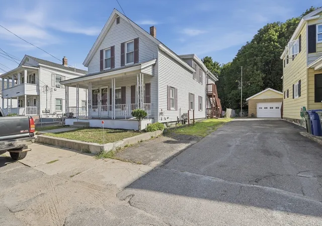 3rd image of 100 Lincoln Terrace, Leominster, MA 01453 | MLS# 73556601
