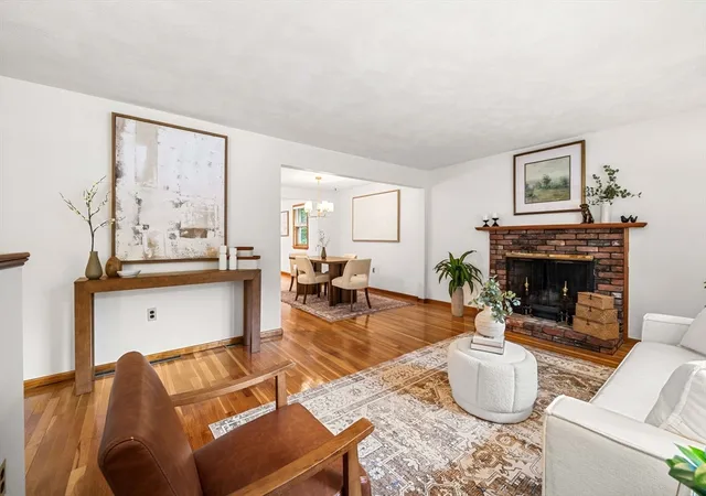 Homes for sale in Burlington, MA | 32 Westwood St, Burlington, MA 01803 | MLS# 73546880