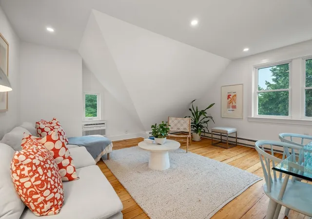 4th image of 7 Russell Street #3, Cambridge, MA 02140 | MLS# 73550288
