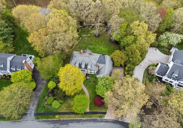 Photo 3 of Sale Pending at 37 Old Planters Rd, Beverly, MA 01915 | MLS# 73524941 | Listing updated on 2026-08-27