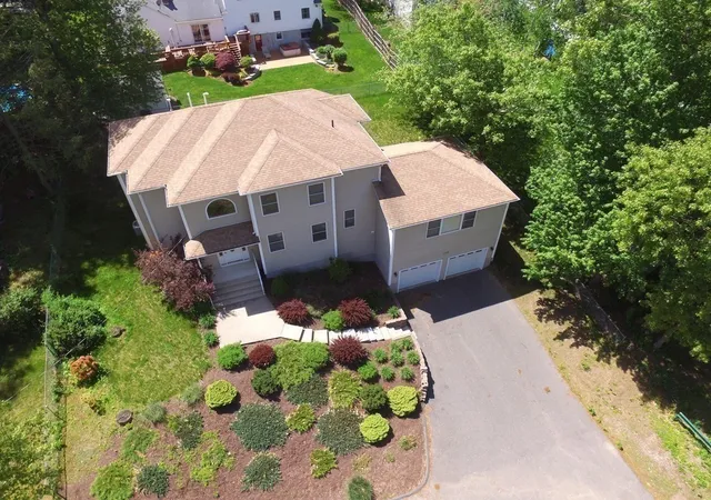 Photo 3 of Single family home for sale at 136 Thompkins Ave, East Longmeadow, MA 01028 | MLS# 73490264 | Listing updated on 2026-08-12