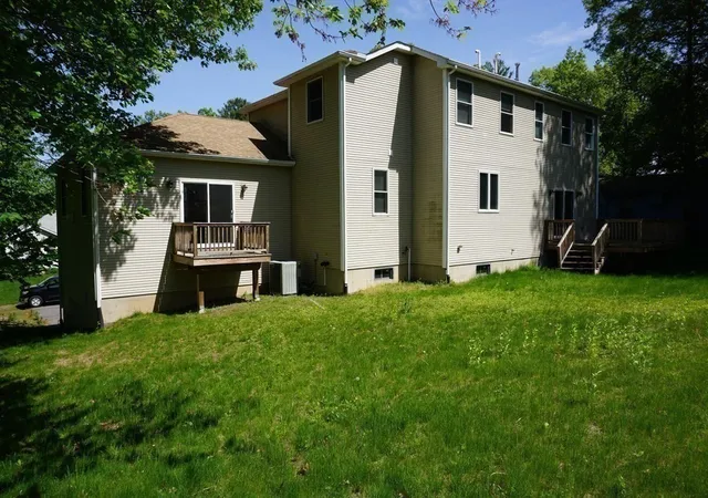 Photo 4 of Single family home for sale at 136 Thompkins Ave, East Longmeadow, MA 01028 | MLS# 73490264 | Listing updated on 2026-08-12